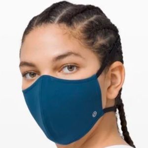 Lululemon face mask